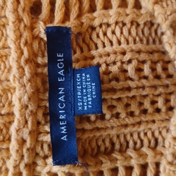 American Eagle Goldenrod lightweight oversized sweater. Size xs. - Picture 7 of 8